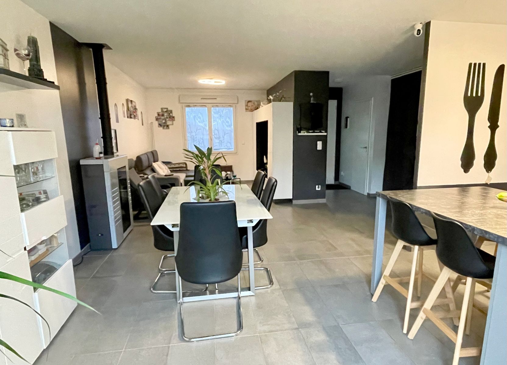 photo du bien : 2410-2488