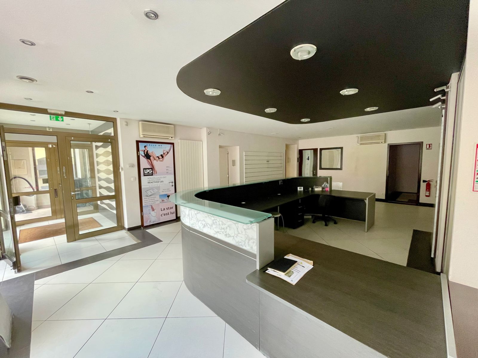 photo du bien : 2506-2507