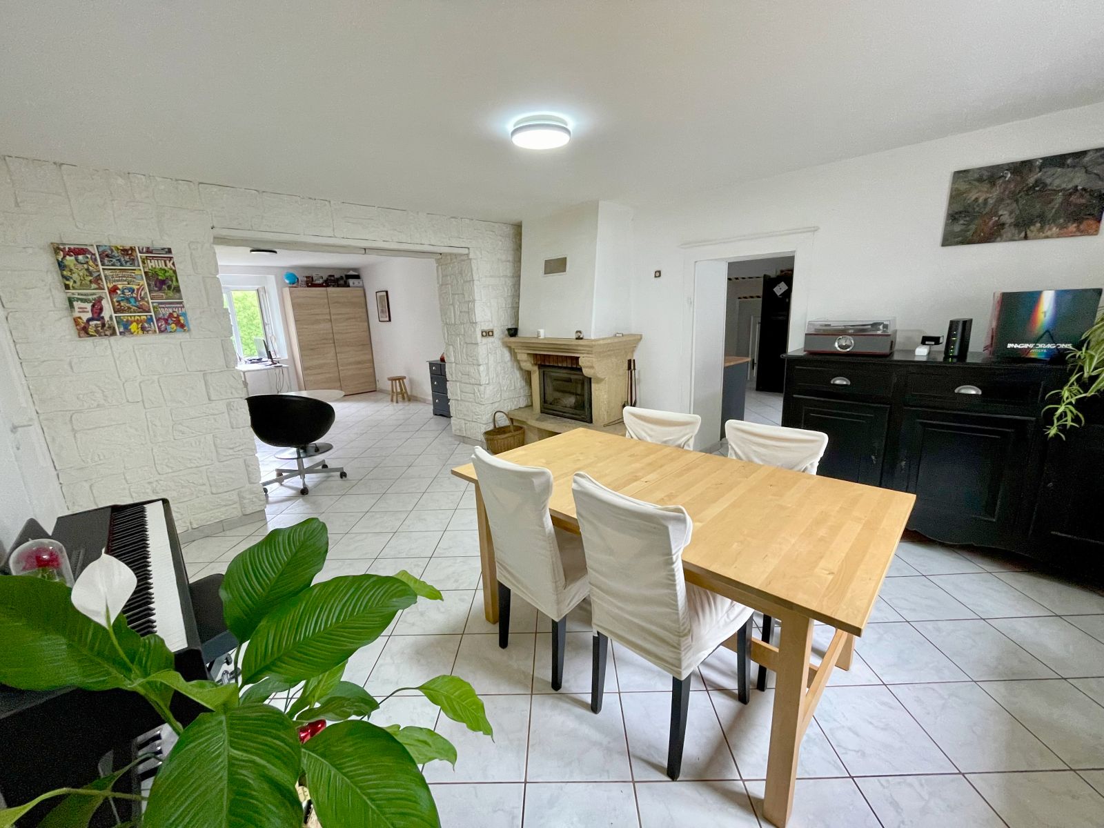 photo du bien : 2507-2511